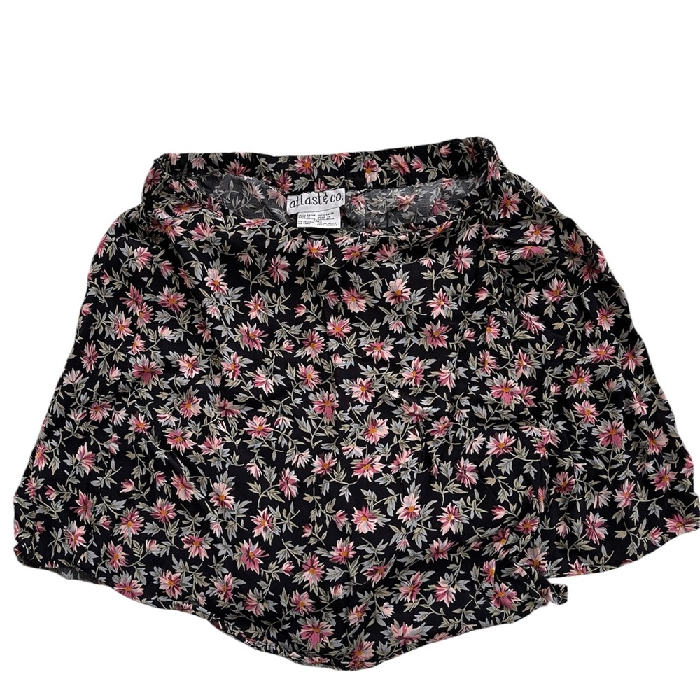 Vintage Atlast & Co Floral Mini Skort